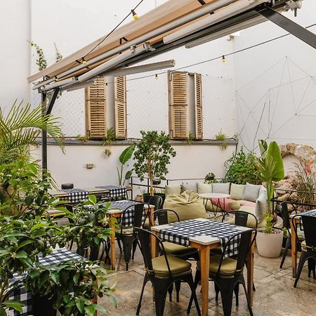 Djumba Hotel & Cafe Nicosia Exterior foto