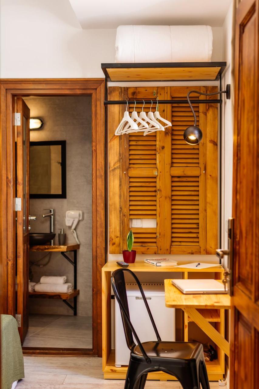 Djumba Hotel & Cafe Nicosia Exterior foto